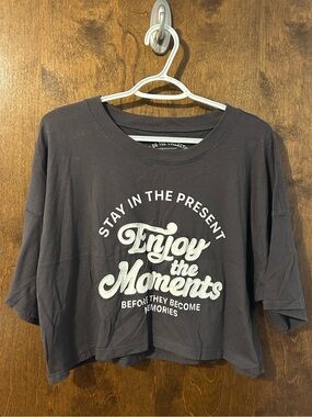 Aeropostale Black "Enjoy the Moments" Crop Tee